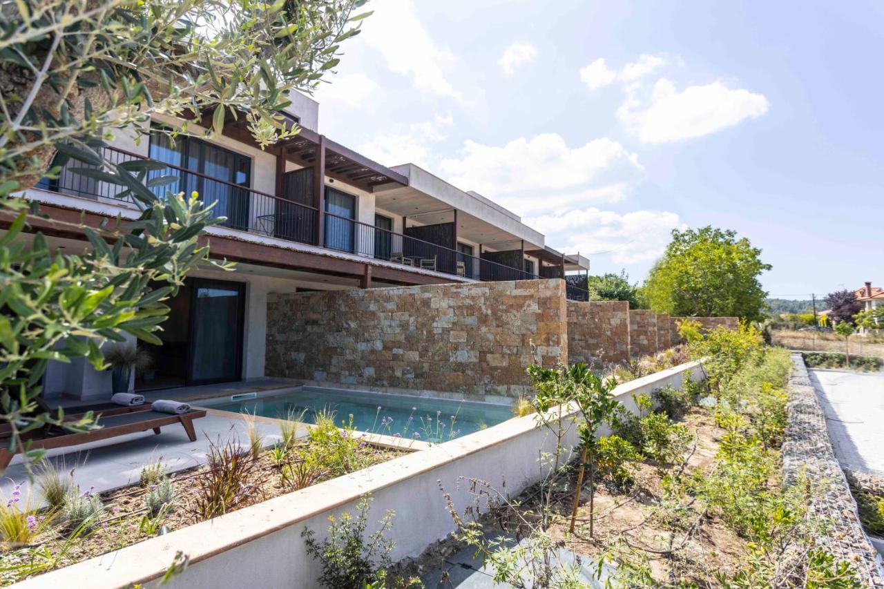 פאליאורי Pnoes Luxury Suites מראה חיצוני תמונה