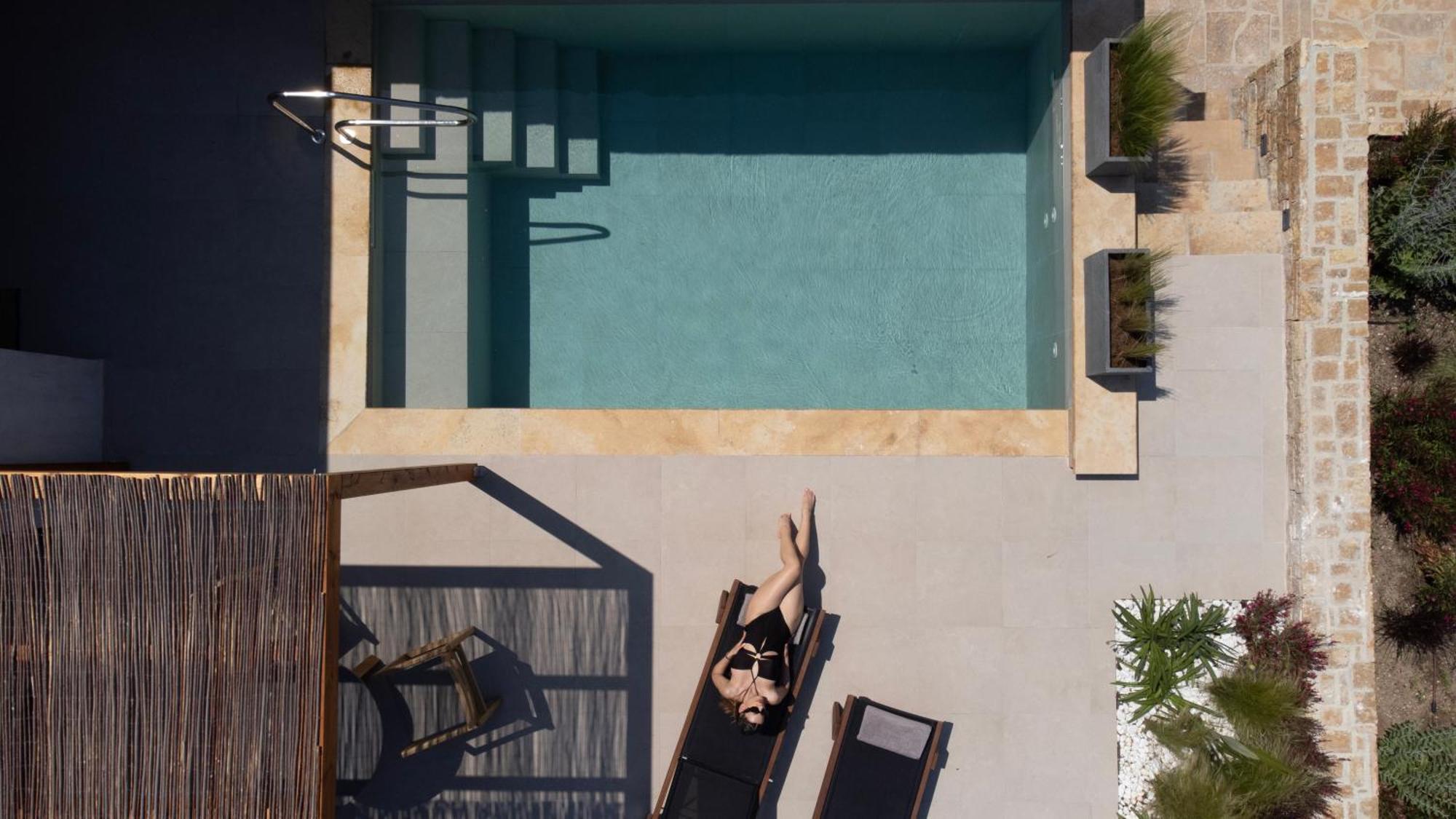 פאליאורי Pnoes Luxury Suites מראה חיצוני תמונה