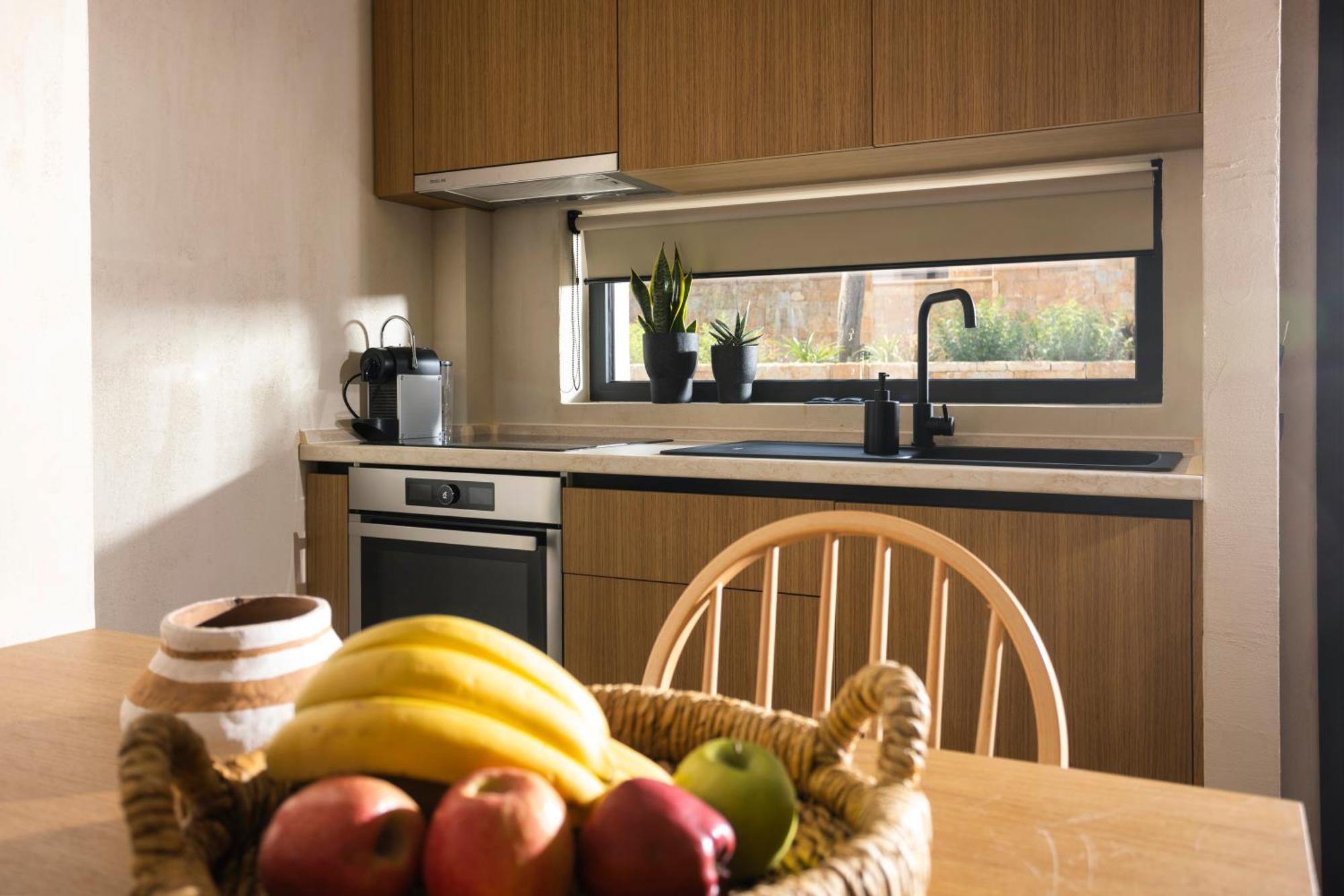 פאליאורי Pnoes Luxury Suites מראה חיצוני תמונה
