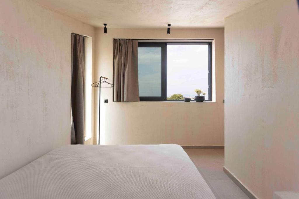 פאליאורי Pnoes Luxury Suites מראה חיצוני תמונה