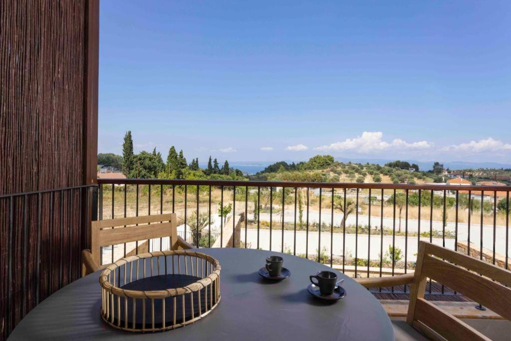 פאליאורי Pnoes Luxury Suites מראה חיצוני תמונה